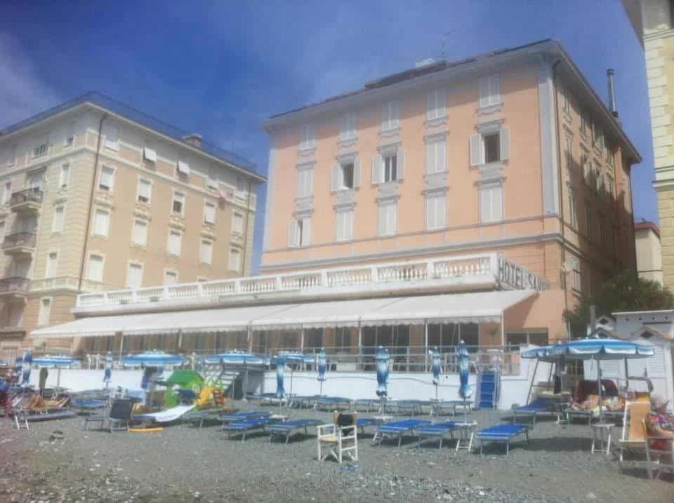 Savoy Hotel 3*