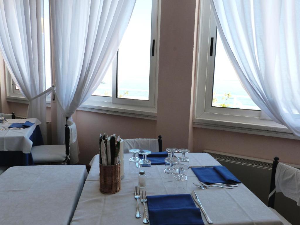 Savoy 3*